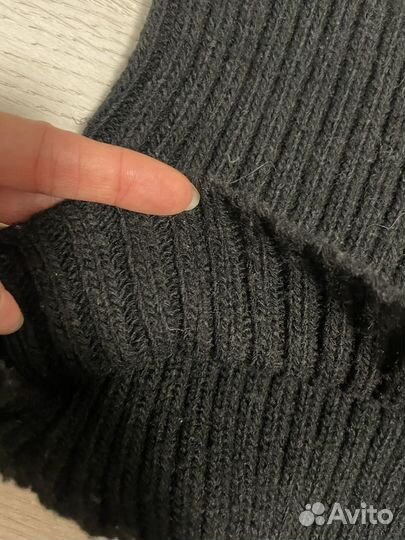 Жилет вязаный