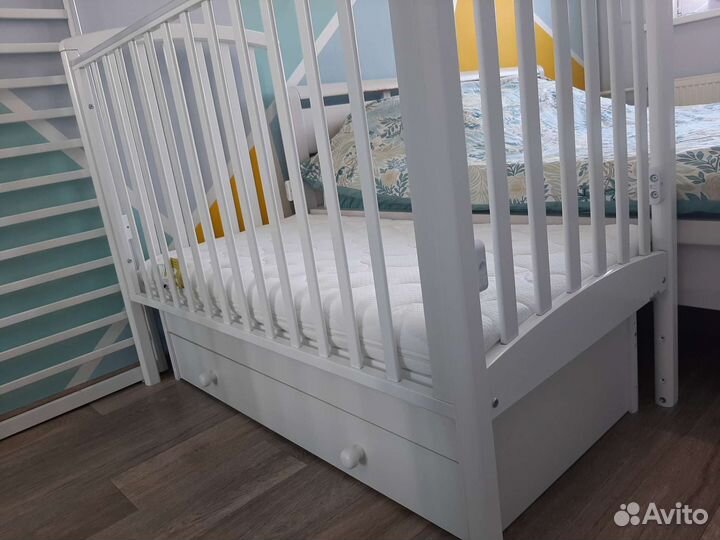 Детская кроватка Gandylyan