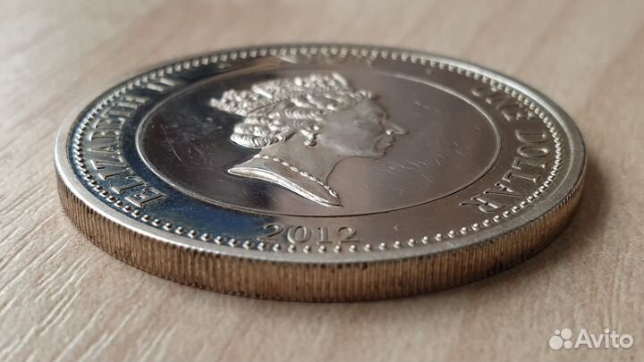 Монета серебро Ниуэ 2012 год, Елизавета 2
