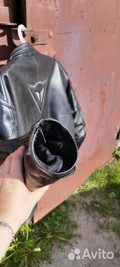 Мотокуртка мужская кожаная dainese 58 размер