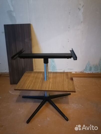 Плдставка под телевизор