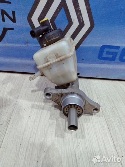 Главный тормозной цилиндр гтц Renault duster