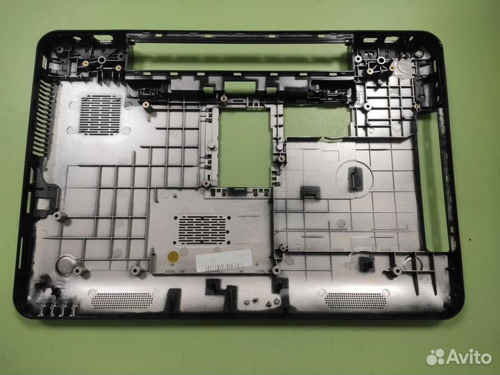 Нижняя часть корпуса (поддон) Dell Inspiron N5110