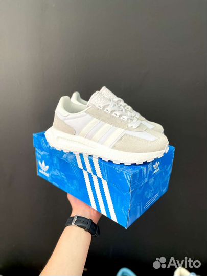 Кроссовки adidas