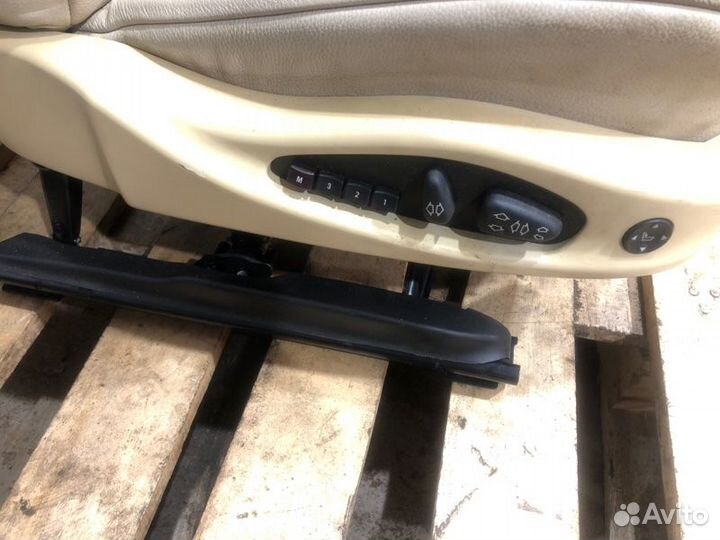 Салон в сборе Bmw 6 E63 N62B44 2004