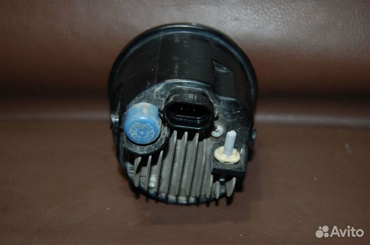 Фара противотуманная правая- Mitsubishi Outlander