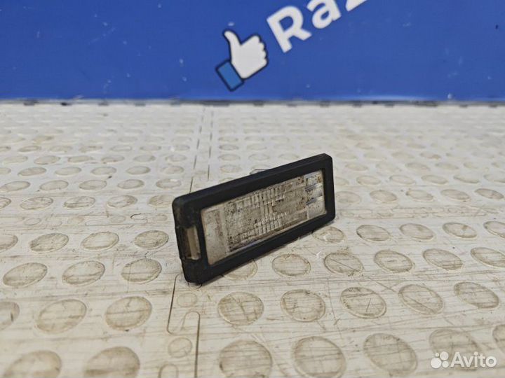 Фонарь подсветки номера Renault Kaptur