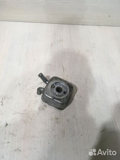 Радиатор масляный Ауди А6 С5 2.5 AKN AFB 059117021