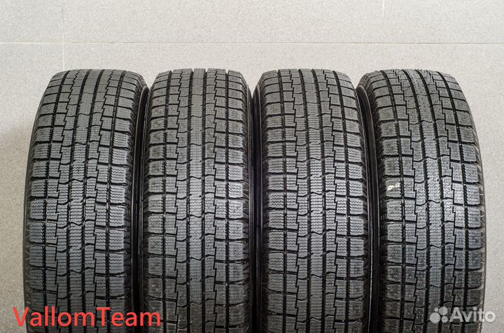 Yellow Hat Ice Frontage 165/70 R14 81Q