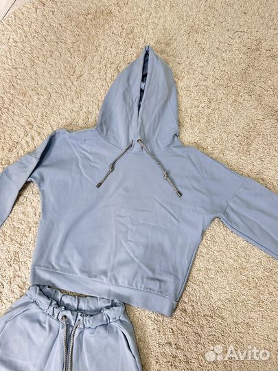 Спортивный костюм женский