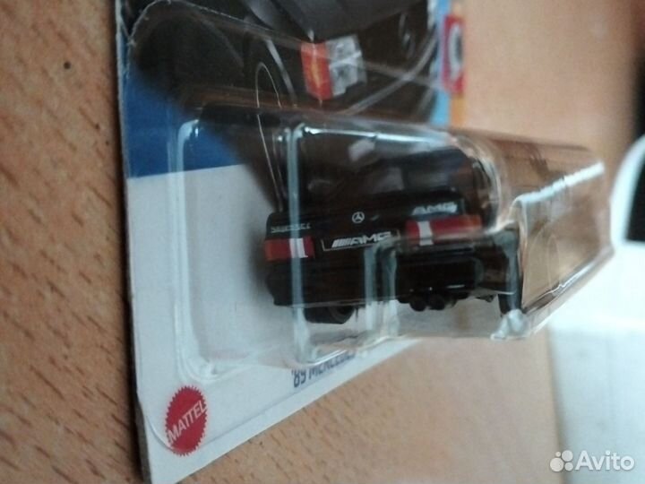 Hot wheels '89 mercedes benz 560 sec amg