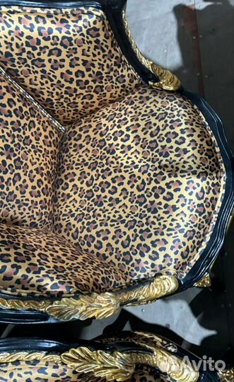 Кресло. Мебель в стиле Людовика. Антиквариат