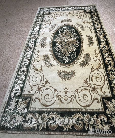 Ковер шерстяной