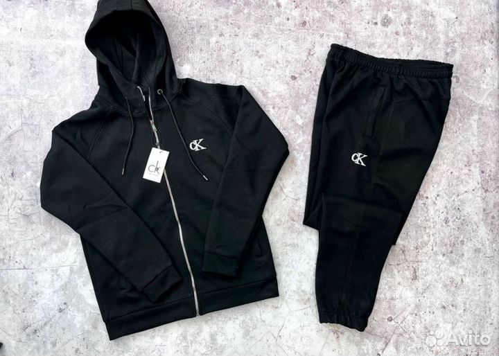 Спортивные костюмы Calvin Klein стильные