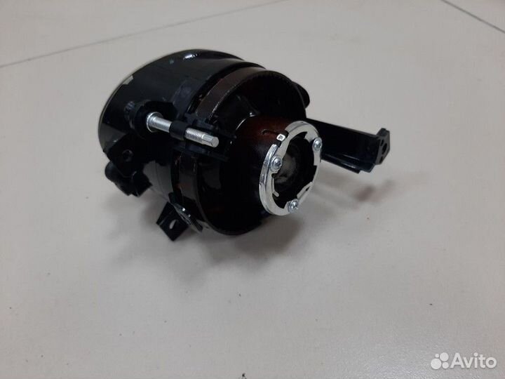 Фара противотуманная передняя левая