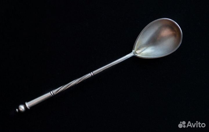 Ложечка серебро на зубок,84 проба,12,11 гр