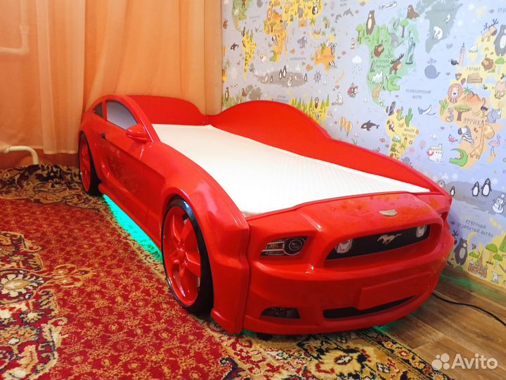 Детская кровать машина с подсветкой