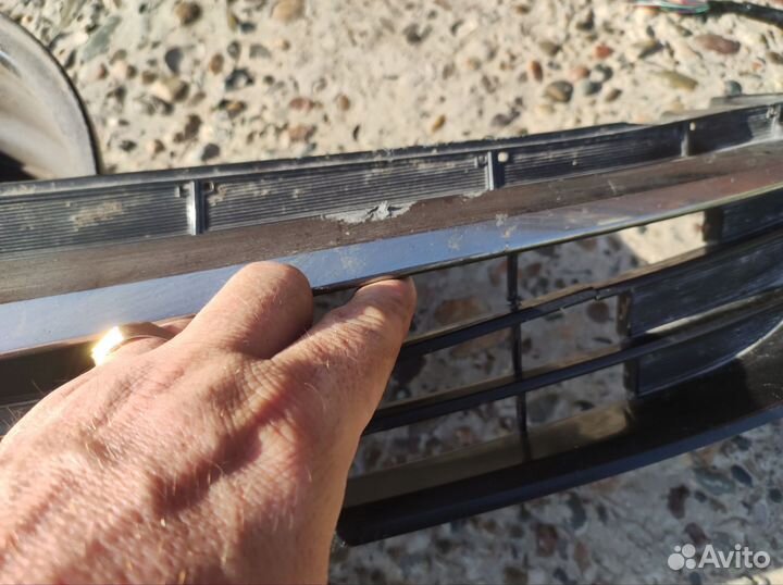 Решетка радиатора на toyota camry 55