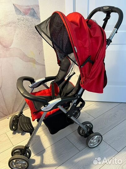 Прогулочная коляска