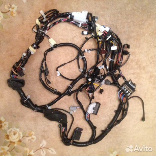 Жгут проводов двигателя, шасси и кпп