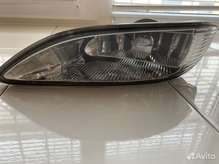 Фара противотуманная левая Toyota Camry CV3 01-06