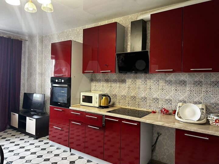 2-к. квартира, 53 м², 8/16 эт.