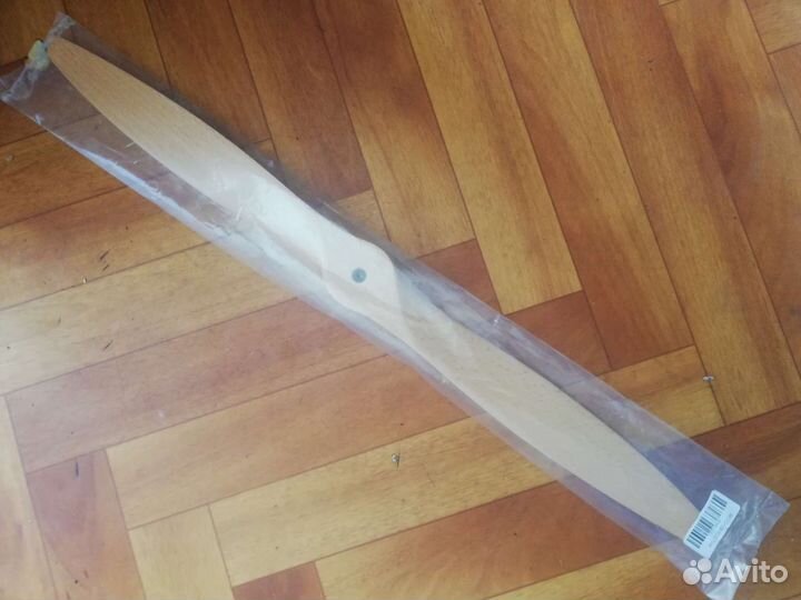 Пропеллер 23x8 cw