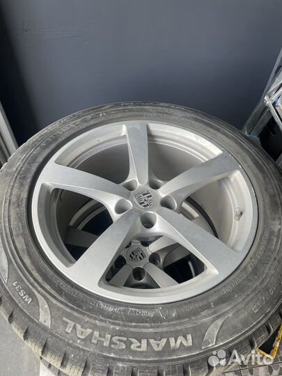 Зимняя резина с дисками Porsche Macan r18