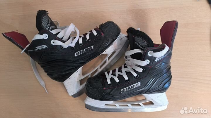 Хоккейные коньки bauer