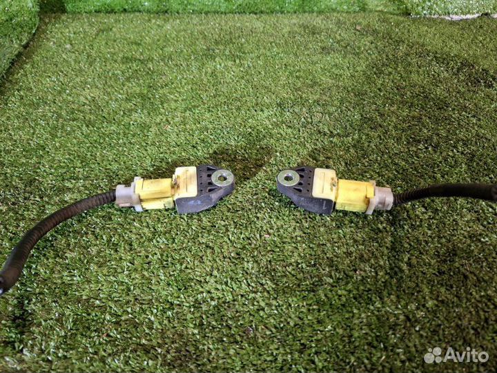 Датчик подушки безопасности Subaru Legacy BM/B14