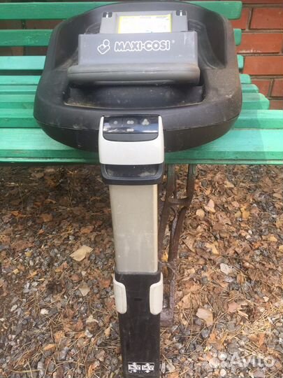 База Maxi-Cosi для детского креслв