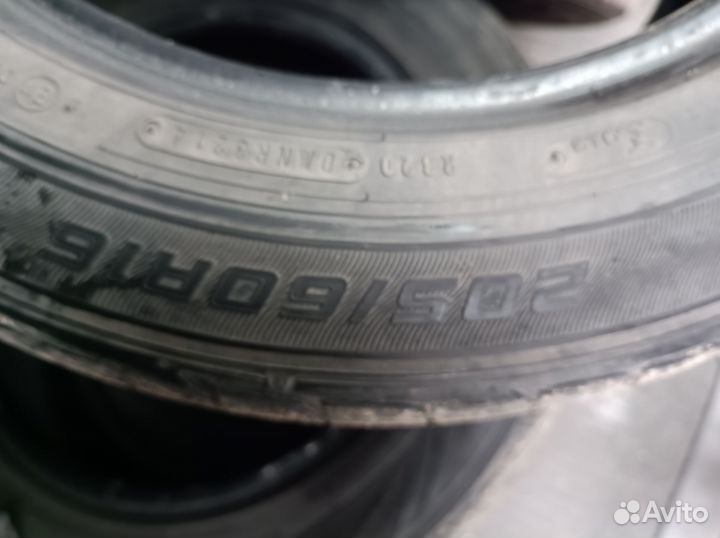 Dunlop SP Sport LM704 205/60 R16