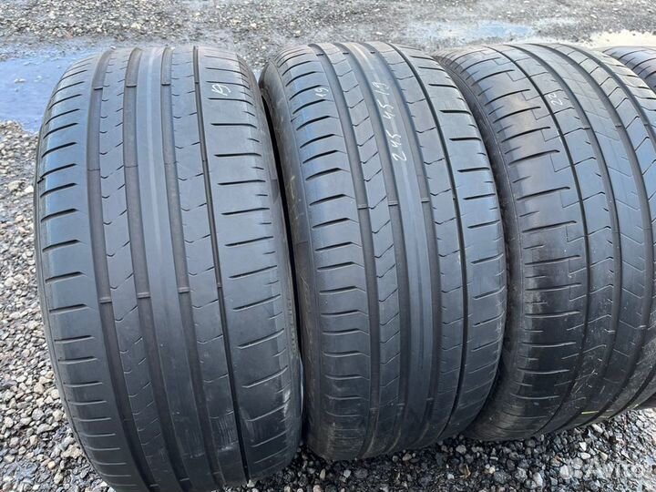 Pirelli P Zero PZ4 245/45 R19 и 275/40 R19