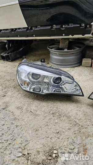 Передние фары BMW X5 E70