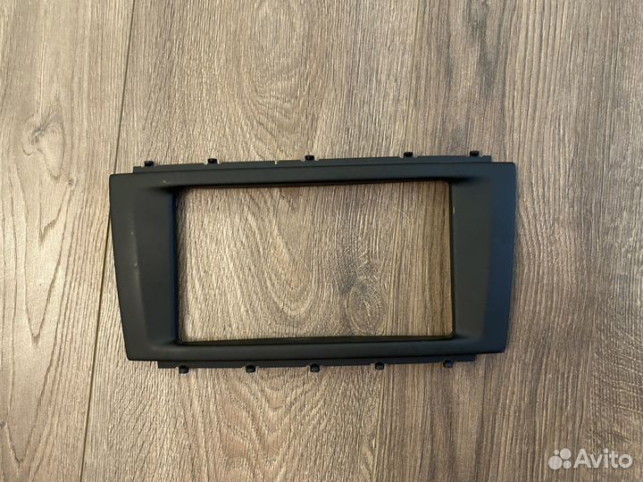 Рамка магнитолы Mercedes C-Class W203