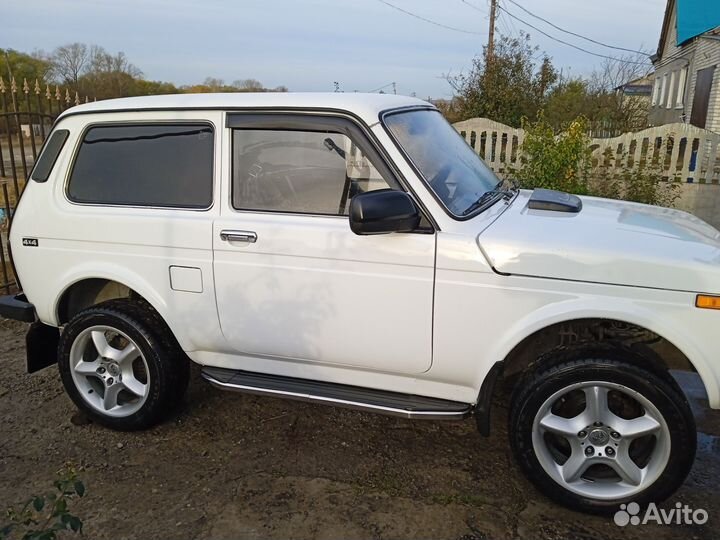 LADA 4x4 (Нива) 1.7 МТ, 1999, 126 000 км