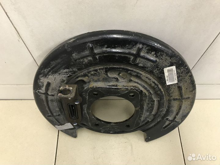 Щит опорный задний левый Sportage 2016