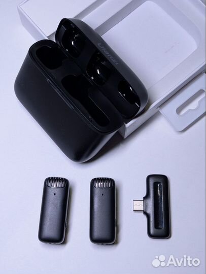 Беспроводной микрофон Ulanzi J12