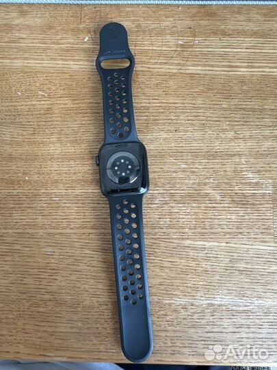 Часы apple watch 6 40 mm nike