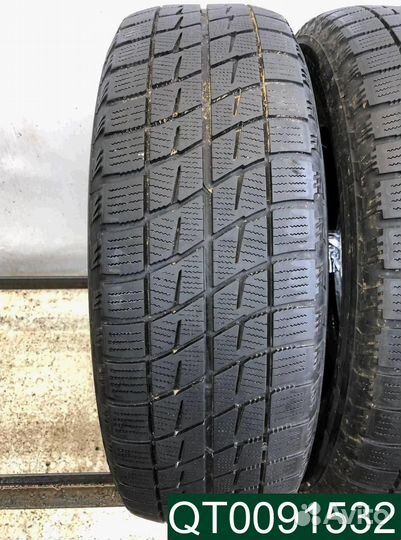 Bridgestone Ice Partner 215/65 R16 96P