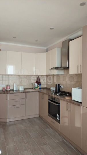 2-к. квартира, 69,7 м², 1/9 эт.