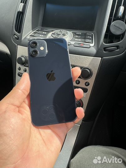 iPhone 12 mini, 64 ГБ