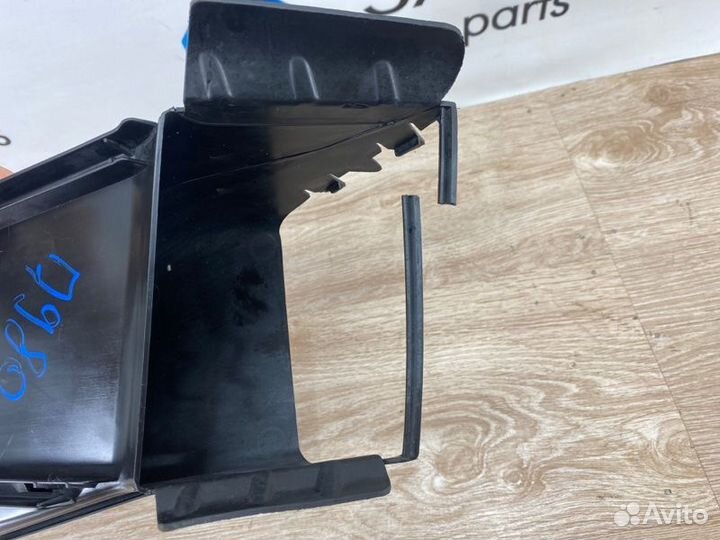 Воздуховод охлаждения тормозов передний правый Bmw