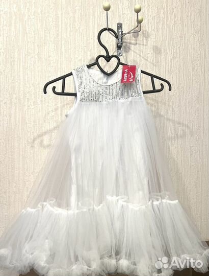 Платье нарядное белое для девочки размер 98 104