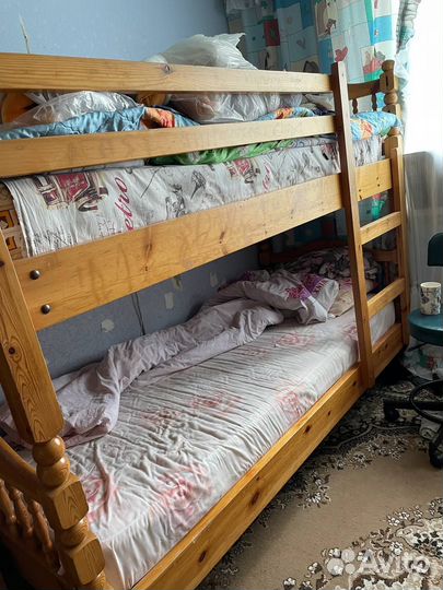 Двухъярусная кровать бу с матрасами