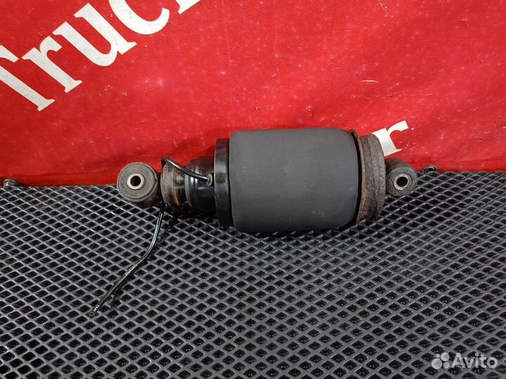 Амортизатор кабины задний правый