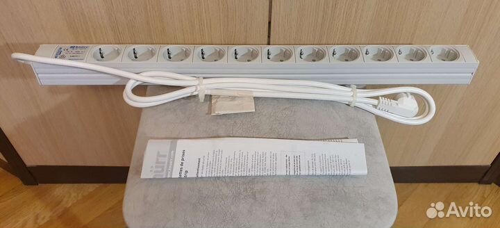 Блок розеток knurr DI-strip compact