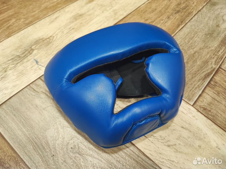 Боксерский шлем
