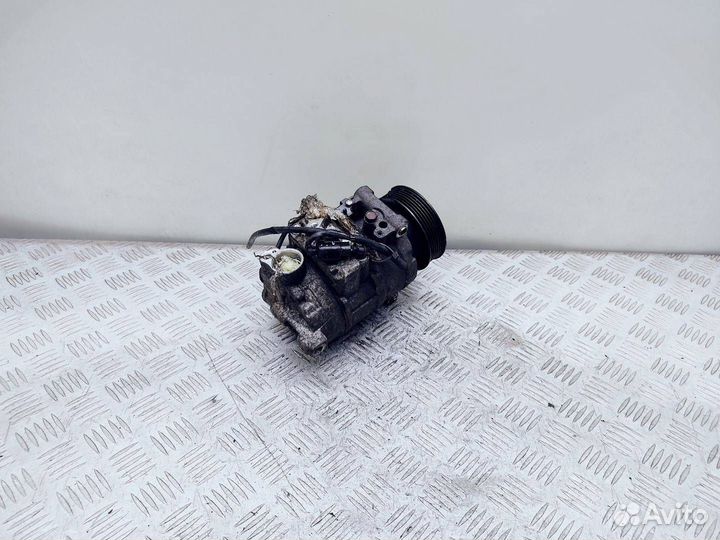 Компрессор кондиционера Audi A4 B6 2004