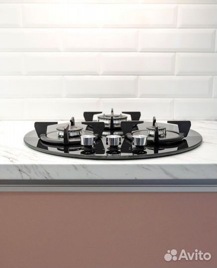 Угловая кухня с мдф фасадами